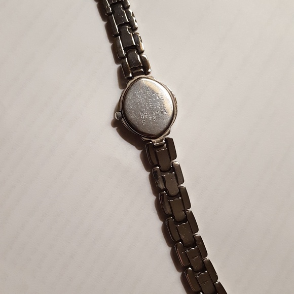 CITIZEN STAINLESS STEEL SILVER WATCH - Picture 2 of 4